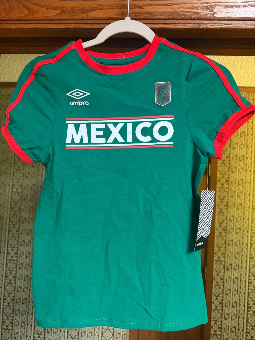 NWT Umbro Green Tee with Red Trim and MEXICO Graphic